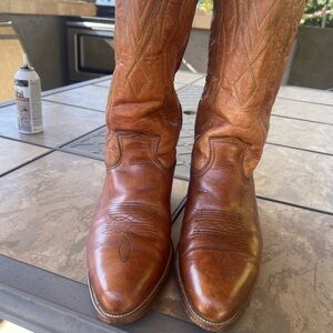 Frye mens Vintage Western Boots sz 10D Saddle brown full leather